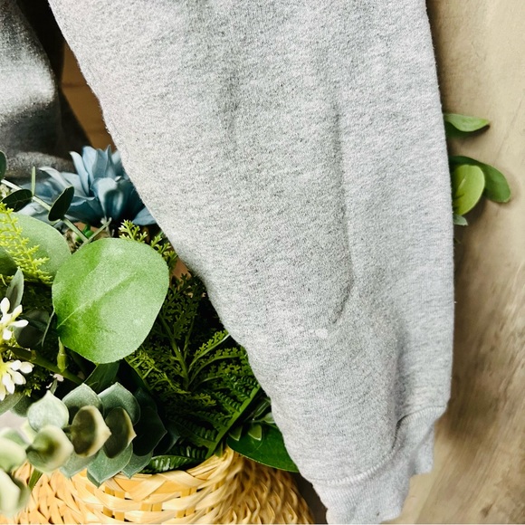 Grey Endorphins Pullover - Picture 8 of 14